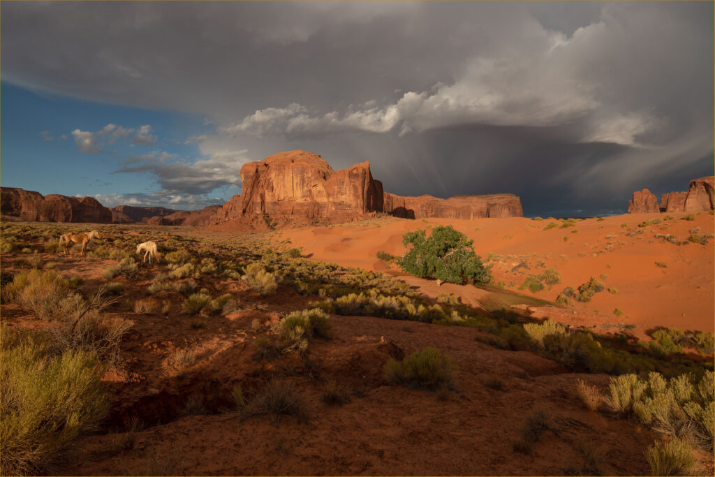 Moument Valley, Sunrise