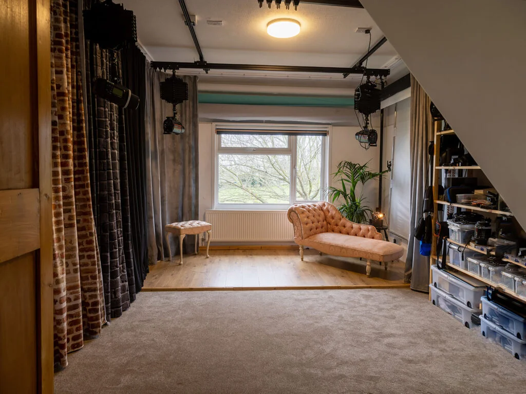Surefire-photography's studio
